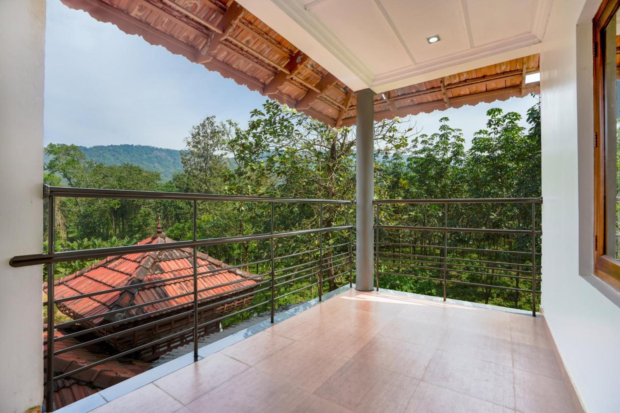 Palette Resorts- Tapovan Green County Thattakād Exterior photo