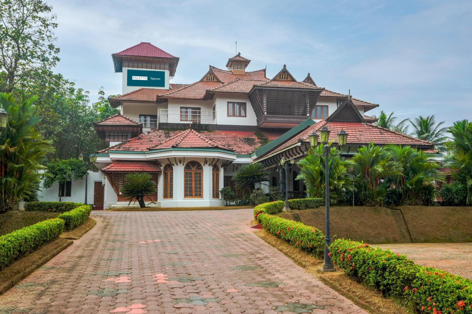 Palette Resorts- Tapovan Green County Thattakād Exterior photo