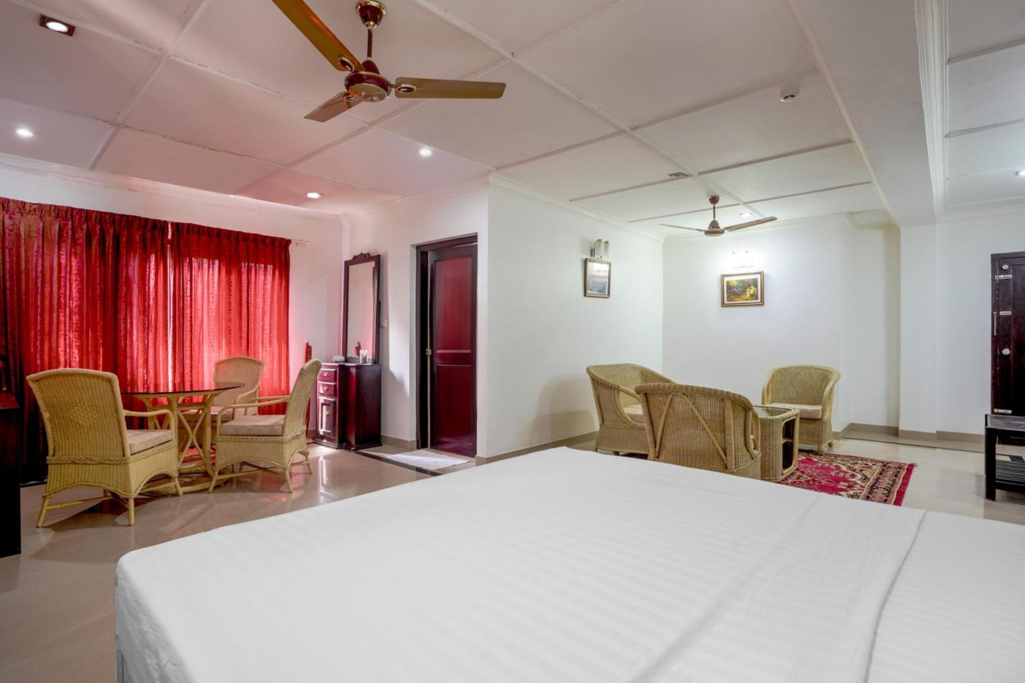 Palette Resorts- Tapovan Green County Thattakād Exterior photo