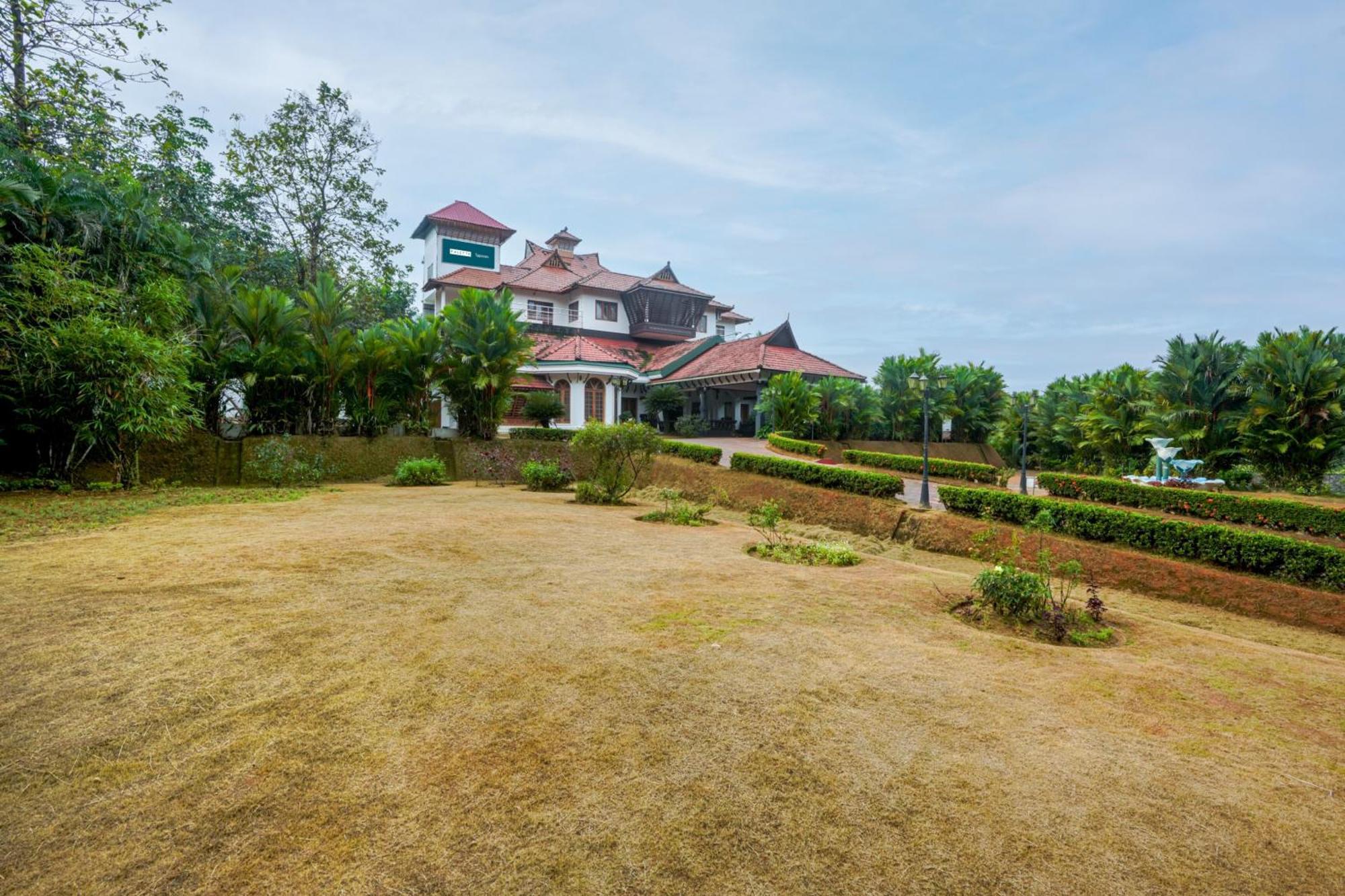 Palette Resorts- Tapovan Green County Thattakād Exterior photo