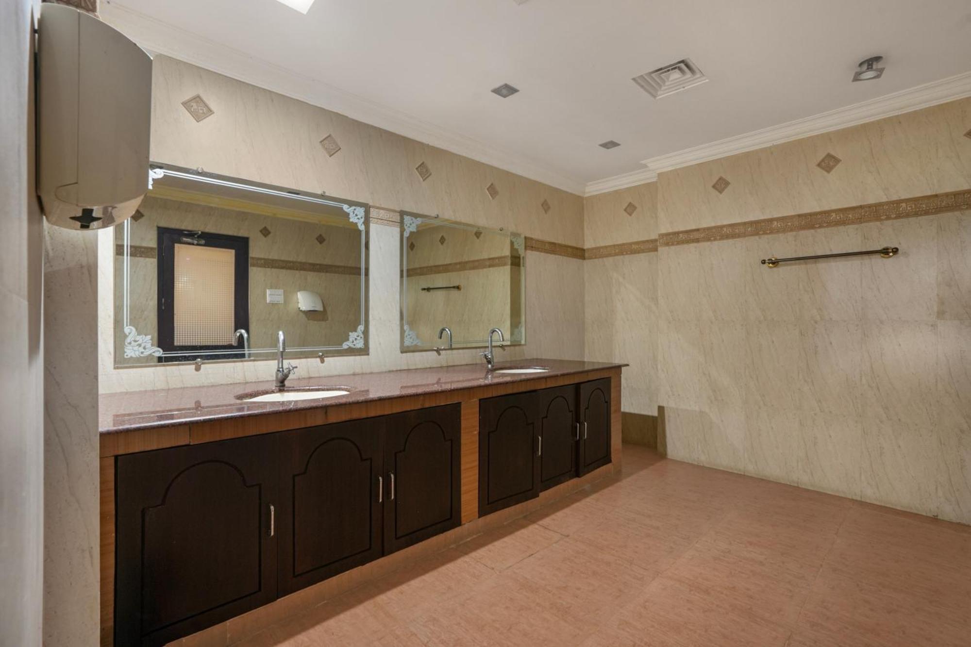 Palette Resorts- Tapovan Green County Thattakād Exterior photo