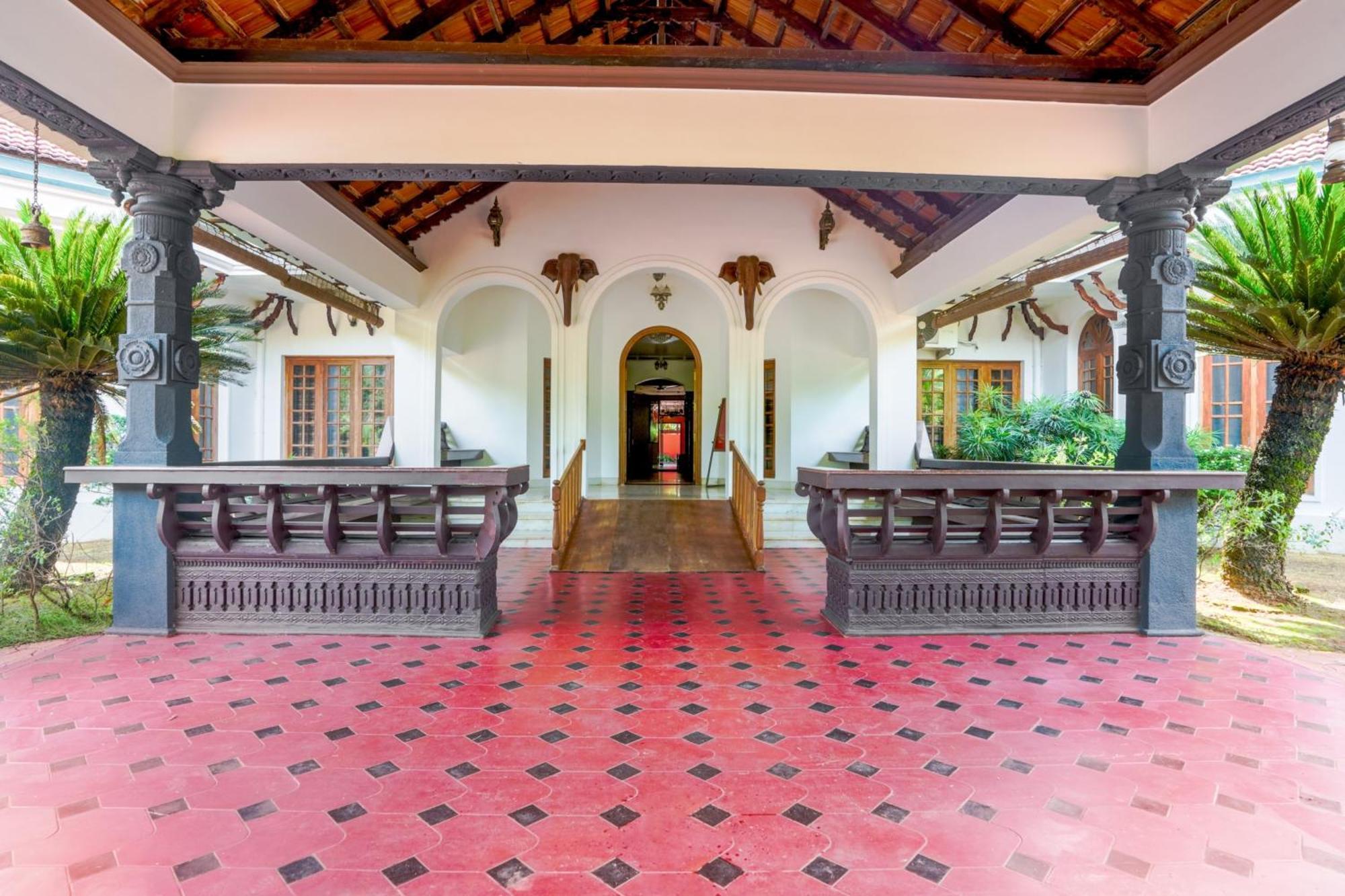 Palette Resorts- Tapovan Green County Thattakād Exterior photo