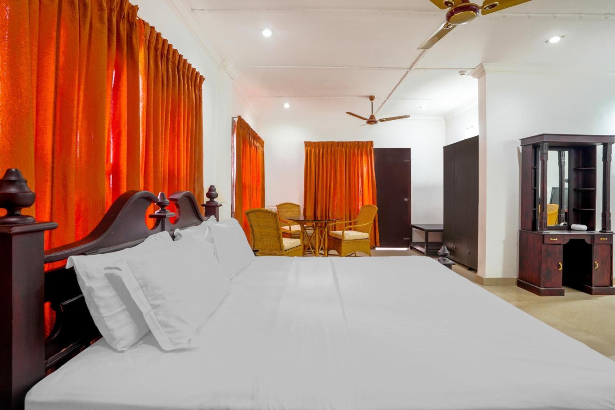 Palette Resorts- Tapovan Green County Thattakād Exterior photo